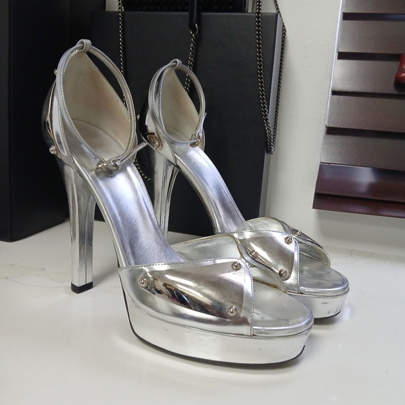 GUCCI SANDALS - Picture 3 of 6